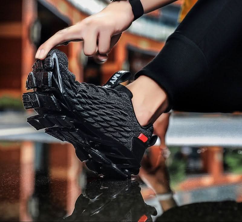 hd-phosphorus-trainers-863805.jpg