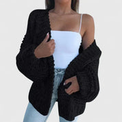 Daphne Kirkwood | Chunky Knit Oversized Cardigan
