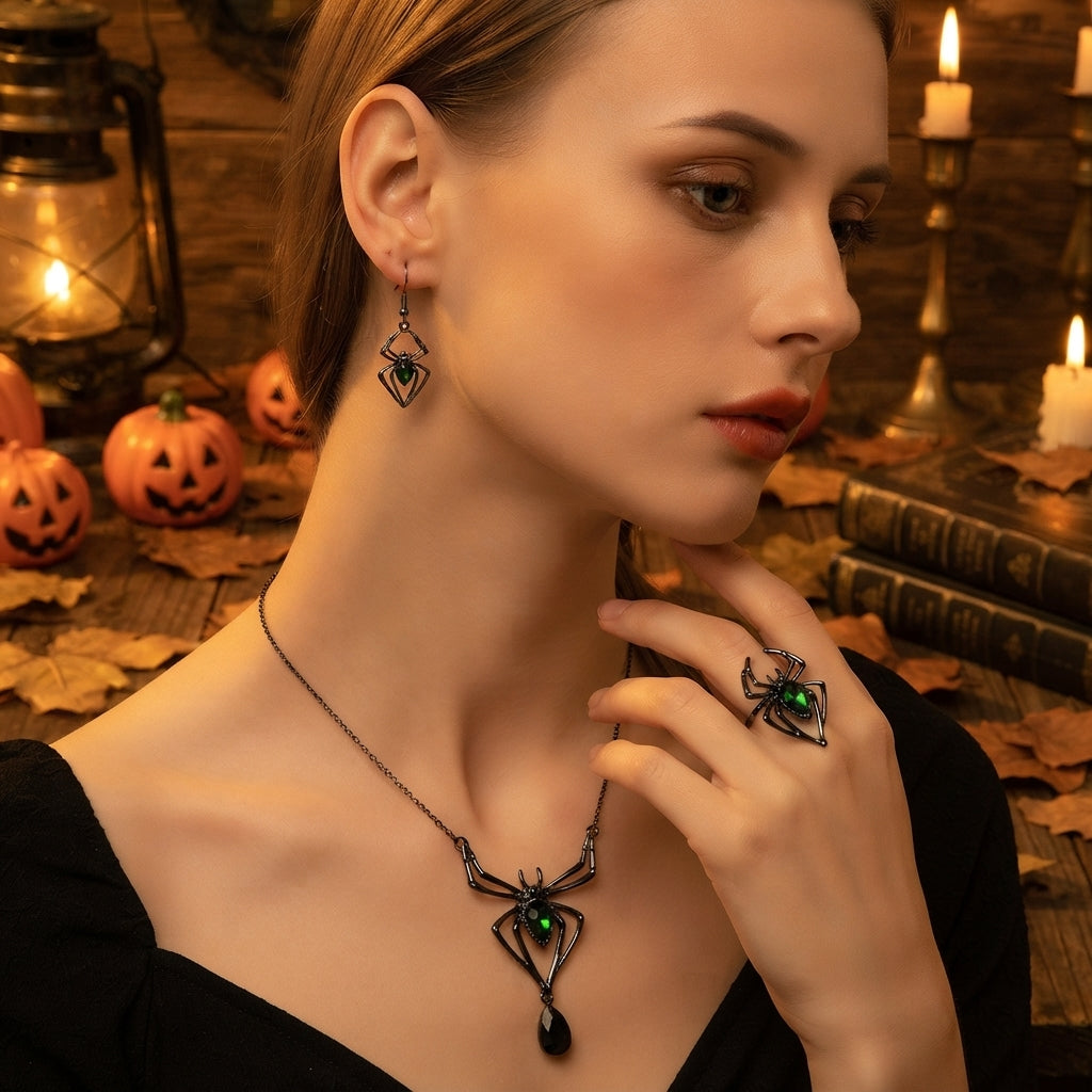 Tisseuse de toile | Collier d’Halloween araignée pour femme