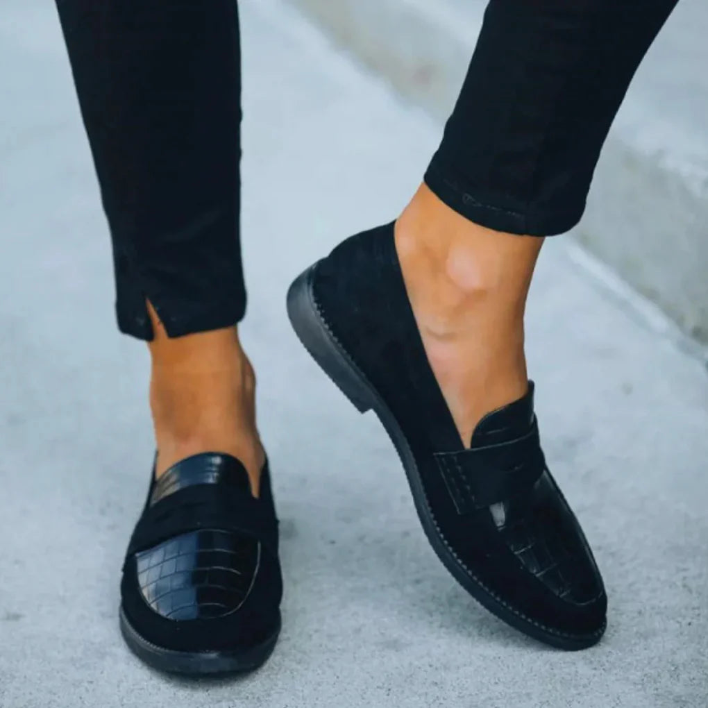 Geneviève Laurent | Croc-Texture Leather Loafers For Women