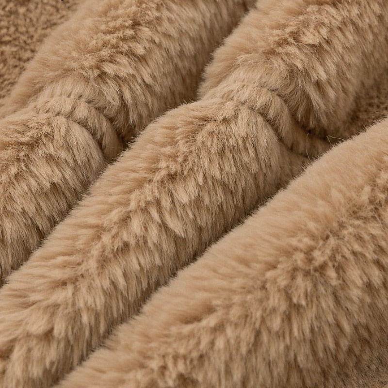 Rosie Clarke | Plush Cropped Zip Jacket