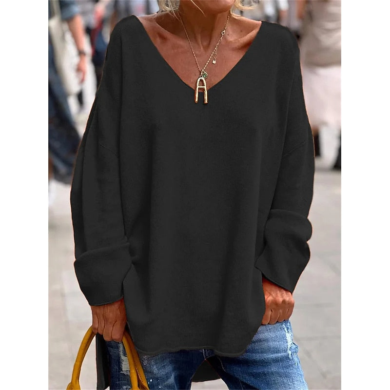 Prudence Whitmore | Relaxed V-Neck Knit Pullover