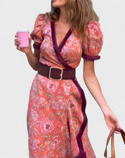 Bronwen Ashford | Robe longue portefeuille fleurie à manches bouffantes